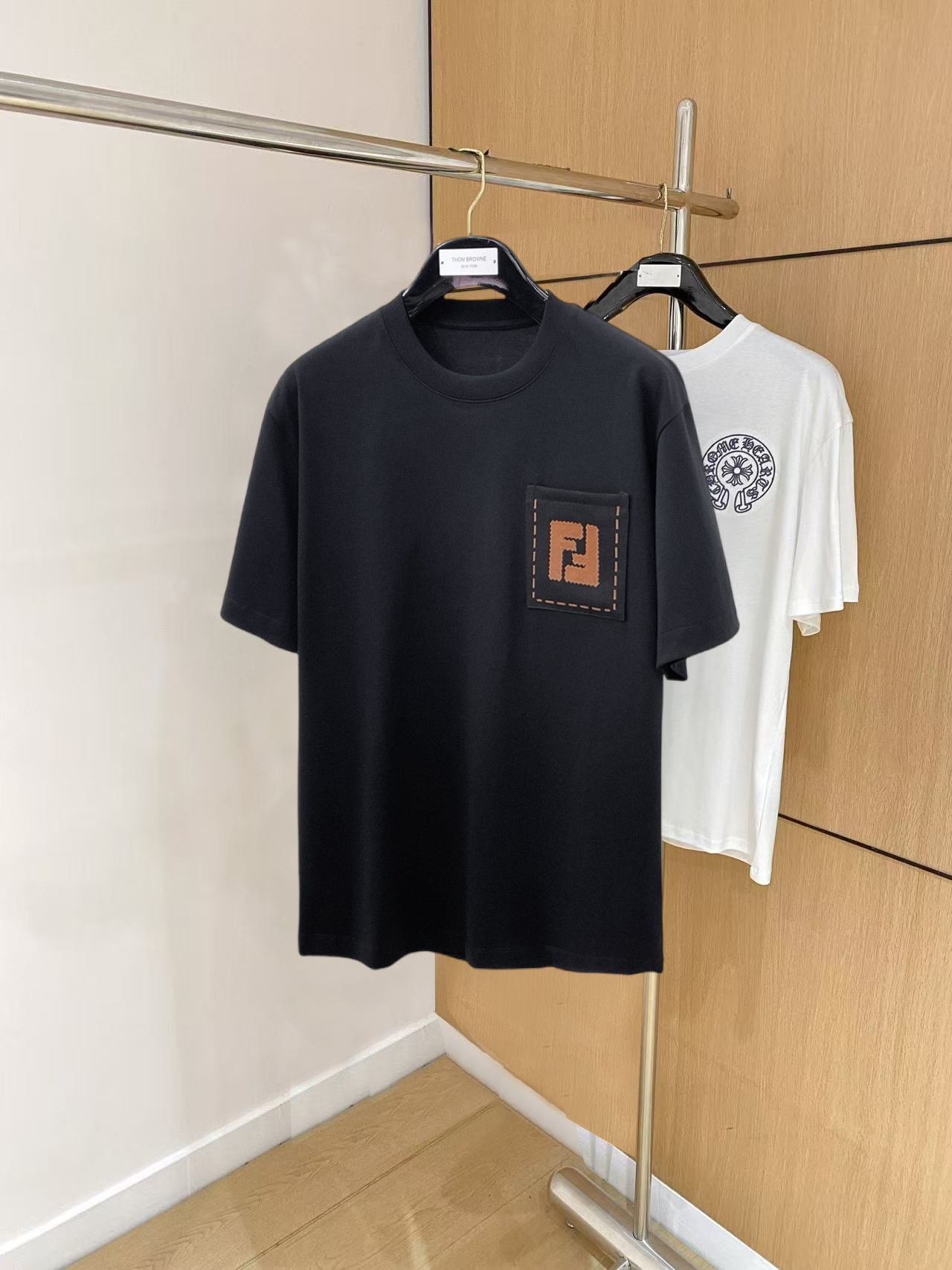 short sleeves